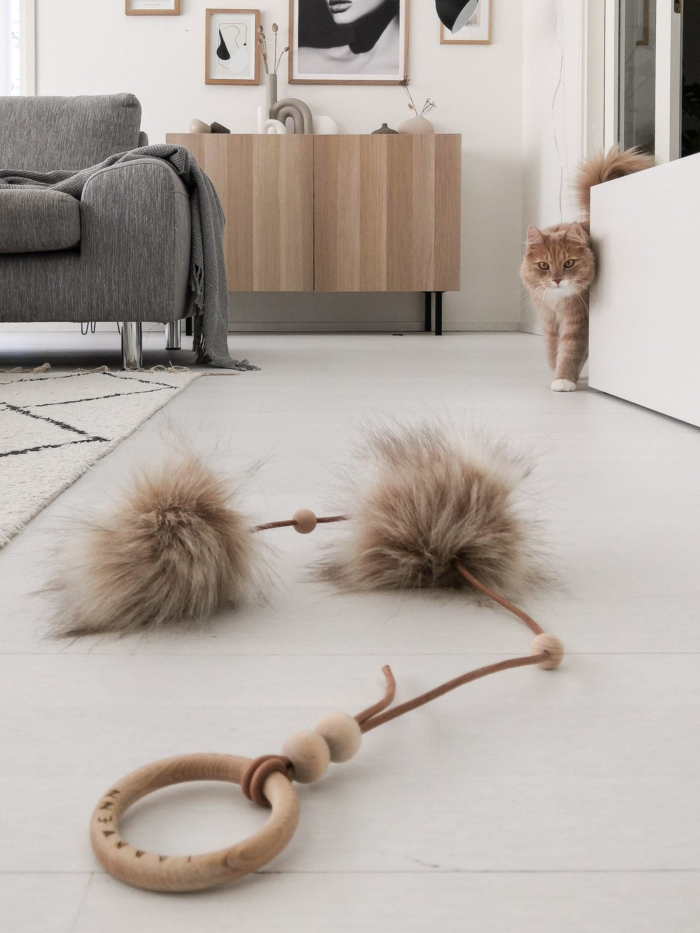 Tollo Cat Toy - Cappuccino