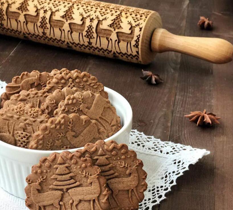 [vendor] Rolling Pin Christmas Embossing