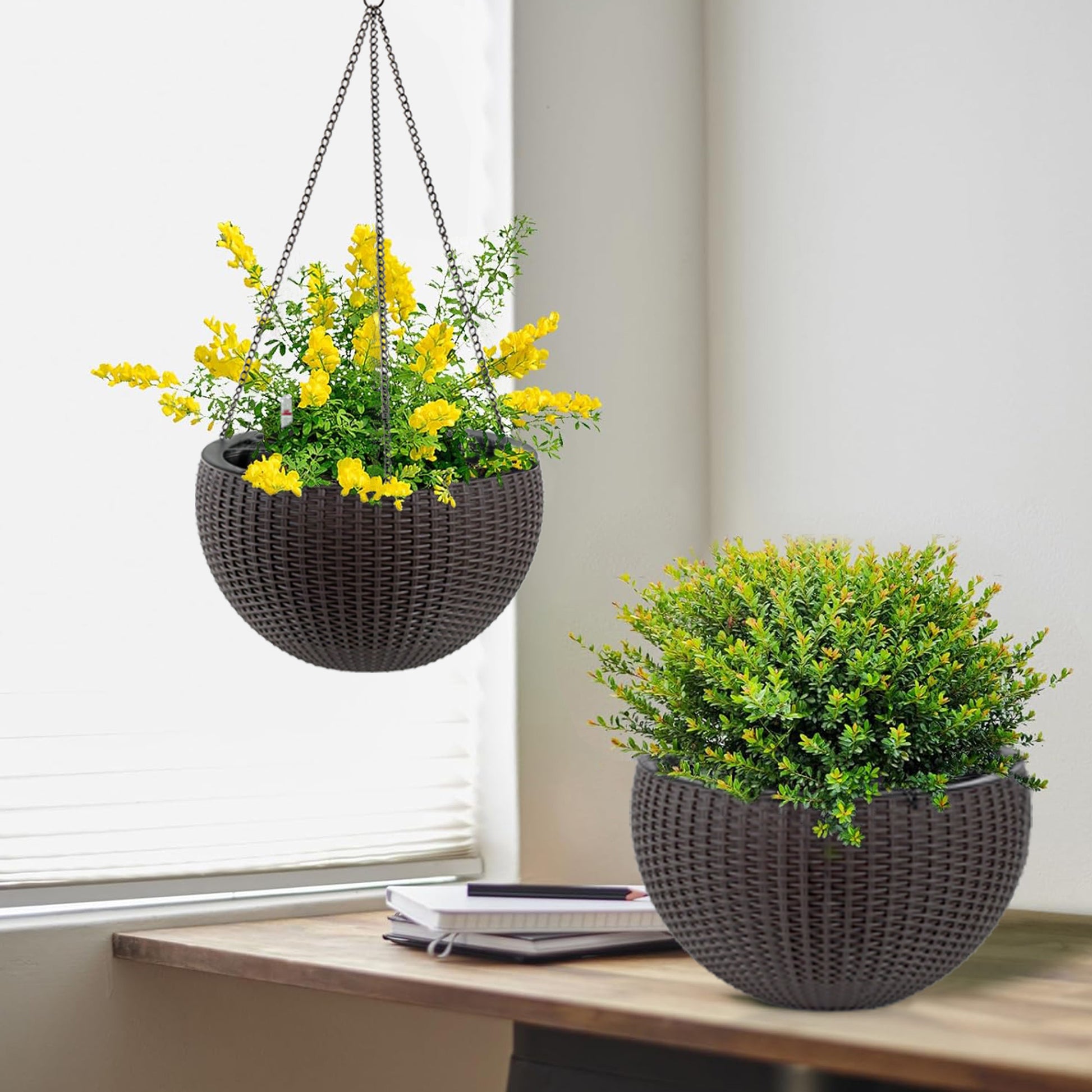 [vendor] 13.4 Inch Self-Watering Hanging Rattan-Inspired Planter