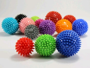 [vendor] Hard thorn massage ball hand holding thorn ball touch